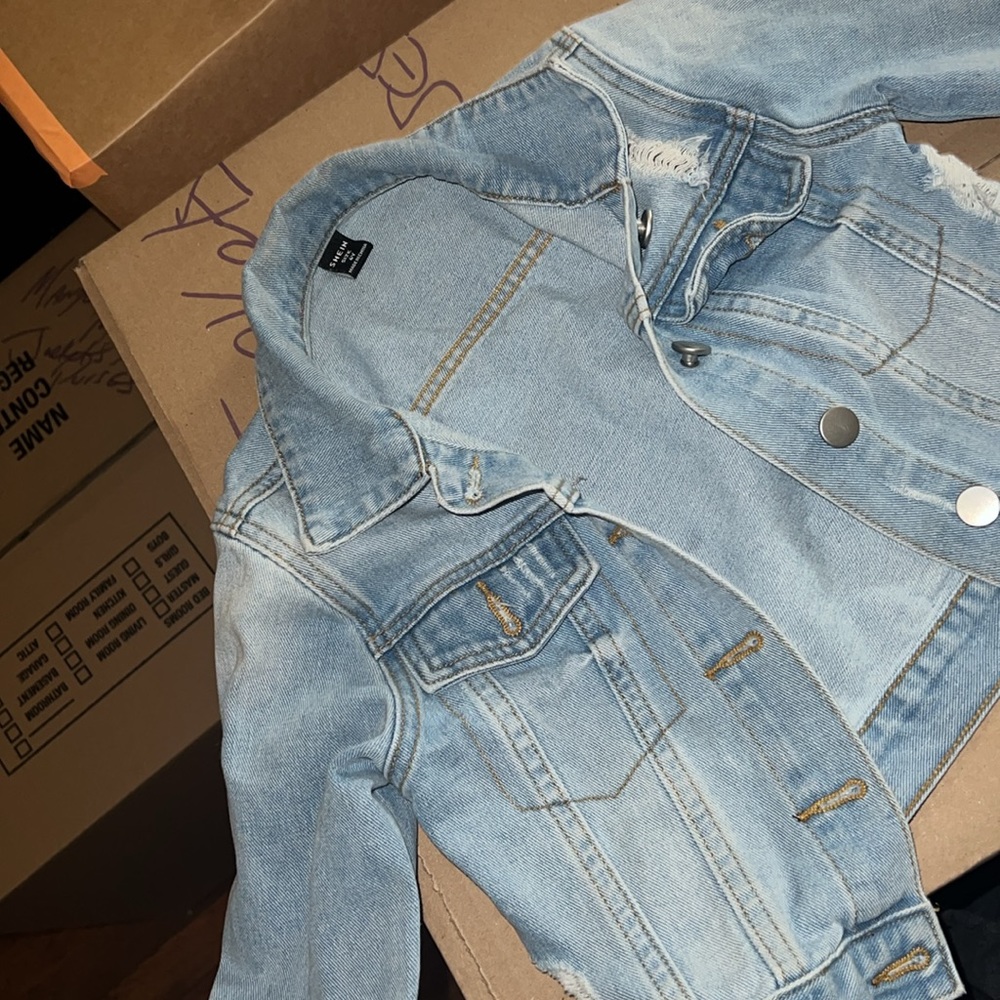 Great Condition Jacket - Picture 2 of 2